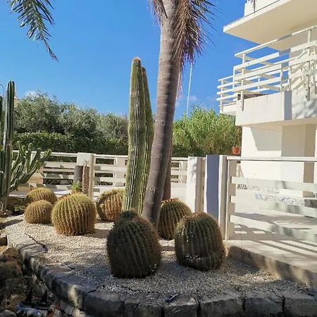 Il Carrubbo, In A Appartement Marzamemi
