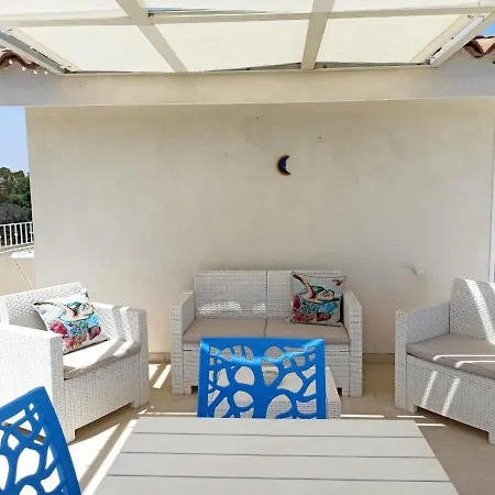 Apartment Il Carrubbo, In A *
