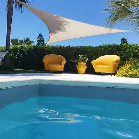 Il Carrubbo, In A * Marzamemi
